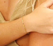 Load image into Gallery viewer, Cross Chain Bracelet