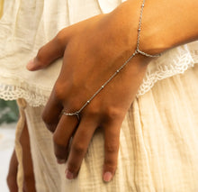Load image into Gallery viewer, 18K Gold PVD Stainless Steel Satellite Hand Chain