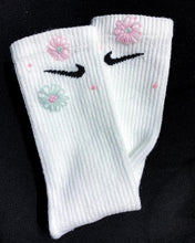 Load image into Gallery viewer, Nike Embroidery Socks
