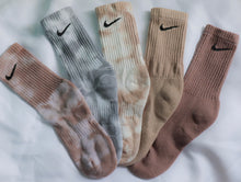 Load image into Gallery viewer, Urban Nike Socks
