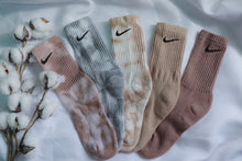 Load image into Gallery viewer, Urban Nike Socks
